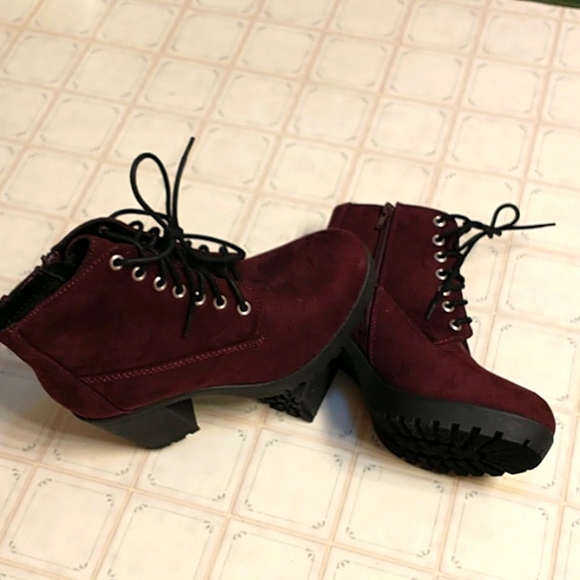 Soda Shoes - Maroon boots